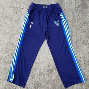 Official Dallas Mavericks On Court/Warm up pants